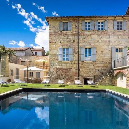 Villa Palazzo Pozzo Bonelli 14, Emma *