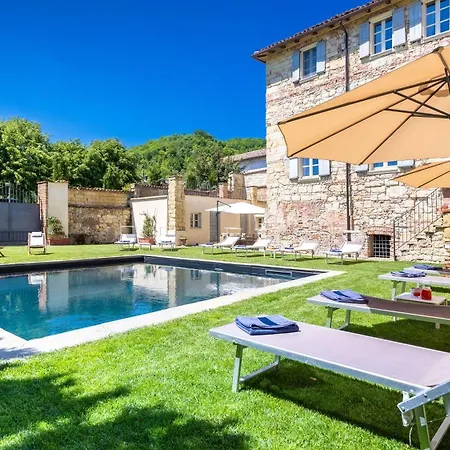 Villa Palazzo Pozzo Bonelli 14, Emma Ottiglio