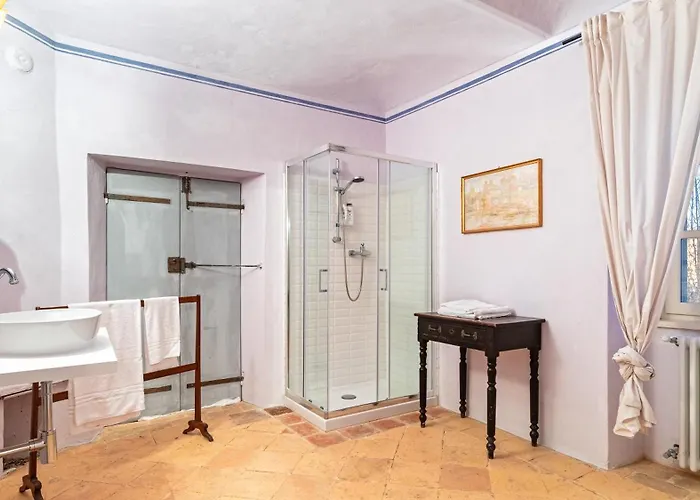 Palazzo Pozzo Bonelli 14, Emma Villa